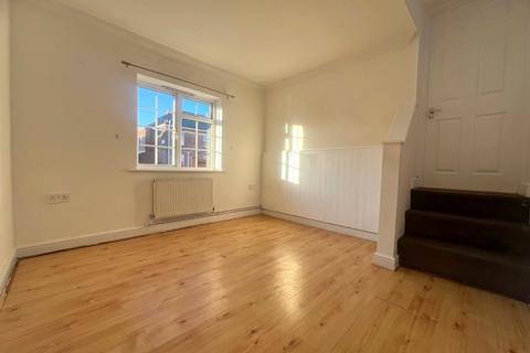 1 bedroom flat to rent, Macnaghten Road, Southampton SO18