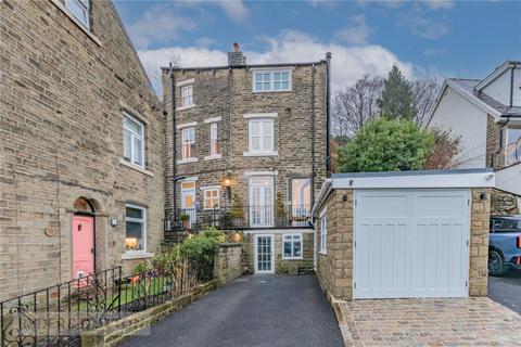 3 bedroom detached house for sale, Stoneswood Road, Delph, Saddleworth, OL3