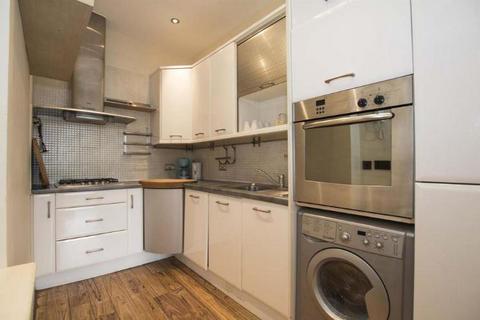 2 bedroom apartment to rent, Baker Street, London W1U