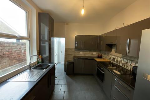 29 Copperworks Road, Llanelli, SA15 2EW