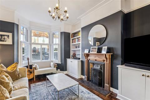 4 bedroom terraced house for sale, Hydethorpe Road, London, SW12