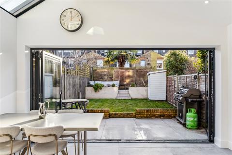 4 bedroom terraced house for sale, Hydethorpe Road, London, SW12