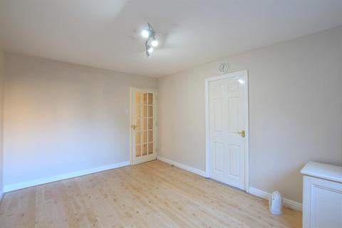 1 bedroom apartment to rent, 664 London Road, Hounslow TW3