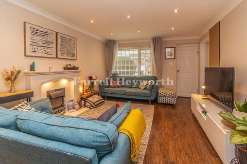 4 bedroom house for sale, Levensgarth Avenue, Preston PR2