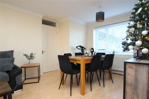 2 bedroom apartment for sale, Warren Way, Hampshire RG22