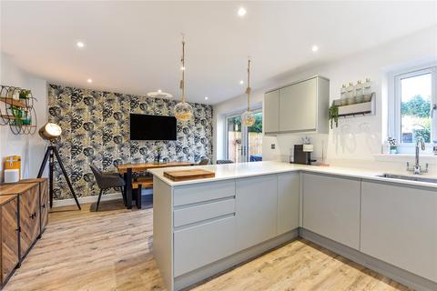 3 bedroom detached house for sale, Lovedean Lane, Lovedean, Hampshire