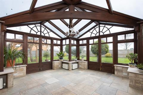 Maxcroft House Maxcroft Lane, Hilperton Marsh, Trowbridge, BA14 7PY
