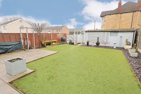 4 bedroom end of terrace house for sale, Dunchurch Highway, Coventry - No Onward Chain