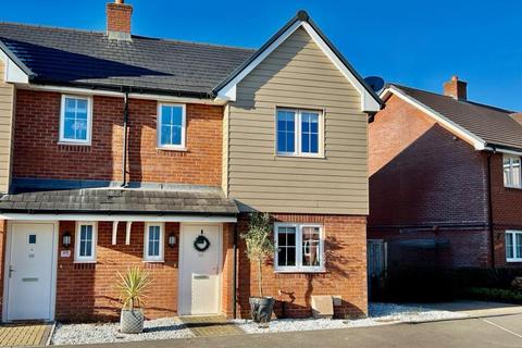 3 bedroom semi-detached house for sale, Augustus Avenue, Fordingbridge, SP6 1FN