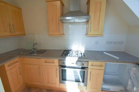 1 bedroom flat to rent, Jevington Gardens, Eastbourne BN21