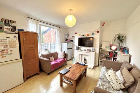 4 bedroom semi-detached house to rent, Parsonage Road, Manchester, M20 4NU