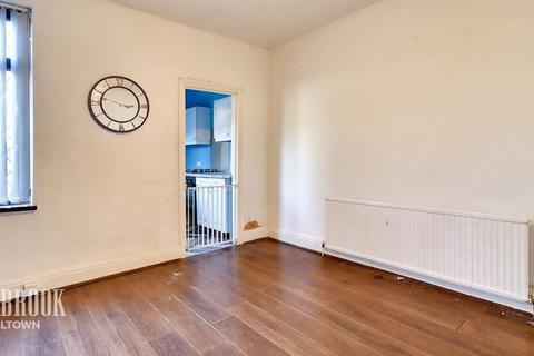 2 bedroom terraced house for sale, Bellhouse Road, Sheffield