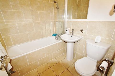 1 bedroom apartment to rent, Braithwaite Avenue, Romford, RM7