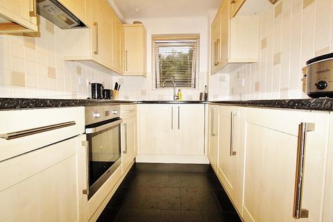 1 bedroom apartment to rent, Braithwaite Avenue, Romford, RM7