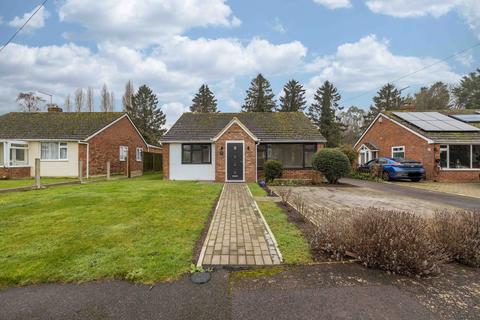 3 bedroom detached house for sale, Meesons Close, Eastling, ME13