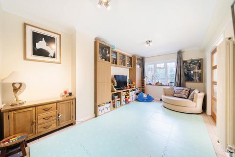 4 bedroom semi-detached house for sale, Peakfield, Frensham, Farnham