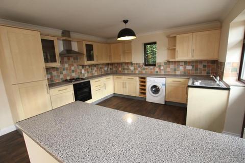 5 bedroom terraced house to rent, Dram Lane, Bristol BS5