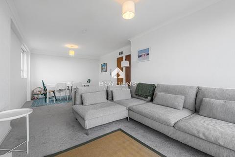 3 bedroom apartment for sale, The Esplanade, Frinton-On-Sea CO13