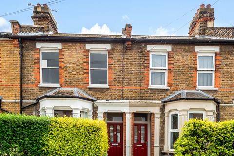 3 bedroom terraced house to rent, Rathmore Road London SE7