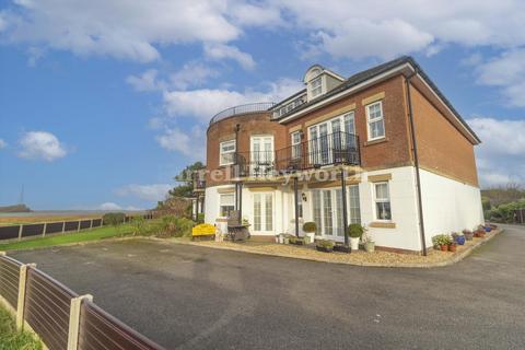 3 bedroom flat for sale, Salt Marsh Lane, Poulton Le Fylde FY6