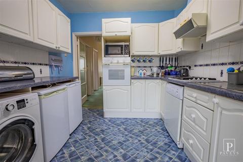 4 Florence Road, Walton On The Naze, CO14 8HP