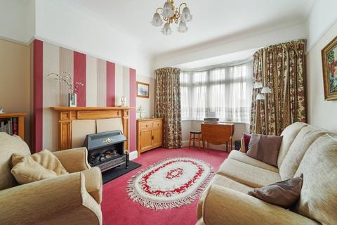 45 Forest Side, Worcester Park, KT4 7PA