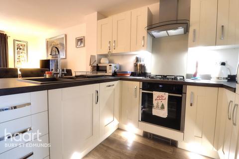 2 bedroom semi-detached house for sale, Preston Close, Bury St Edmunds