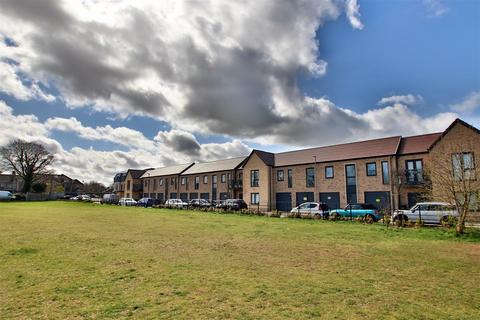 2 bedroom coach house to rent, Windell Street, Bath BA2