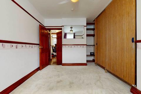 1 bedroom maisonette to rent, Rookstone Rd, London