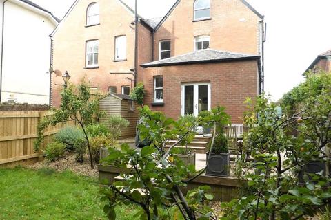 4 bedroom semi-detached house to rent, Okehampton, Devon