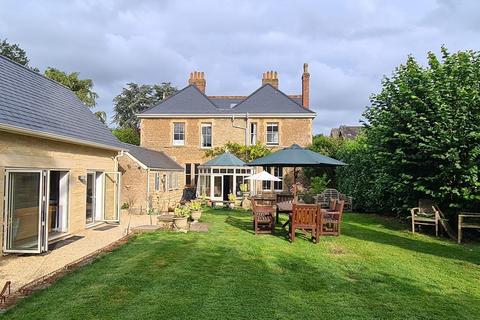 5 bedroom detached house for sale, Bath Road, Frome, BA11