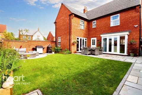 4 bedroom detached house for sale, Gretton Close, Drakelow