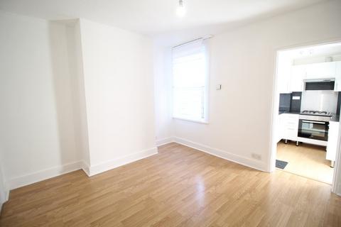 2 bedroom cottage to rent, York Road, Croydon, CR0