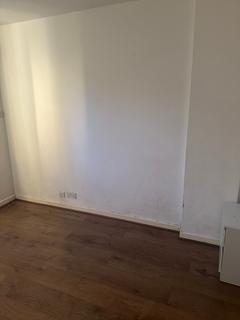 2 bedroom flat to rent, Sutton SM3