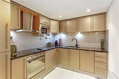 2 bedroom flat for sale, Tamarind Court, Gainsford Street, London, SE1