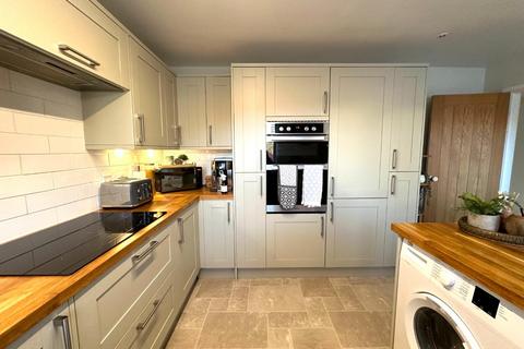 5 Crane Walk, Northampton, NN3 8YE