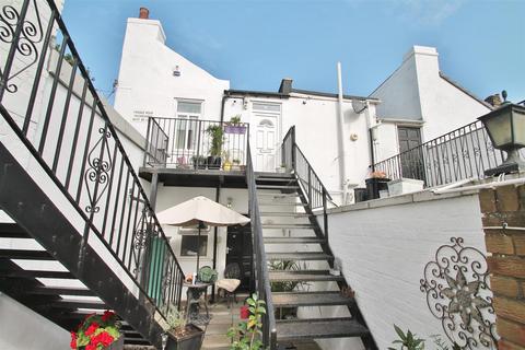1b Church Path, Northfleet, Gravesend, DA11 9ET