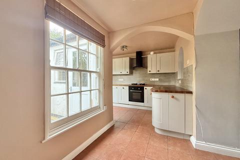 Flat 1, 6 Church Road, St Thomas, Exeter, EX2 9AX