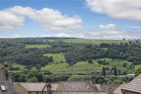 3 bedroom townhouse for sale, Middlefield Court, East Morton, West Yorkshire, BD20