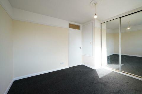 1 bedroom terraced house to rent, Ardent Close, LONDON