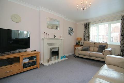 3 bedroom detached house for sale, Fulneck Court, Pudsey