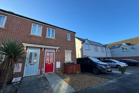 2 bedroom house to rent, Buccaneer Grove, Newport,