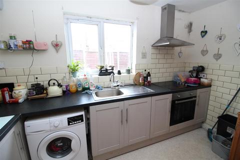 1 bedroom flat for sale, Brian Avenue, Skegness