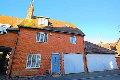 5 bedroom link detached house for sale, Devon Mead, Salisbury Village