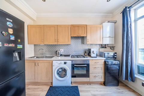 Green Lanes, Newington Green, London, N16
