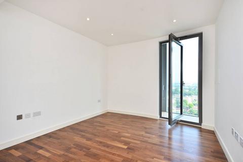 1 bedroom flat to rent, Great West Quarter, Brentford, TW8