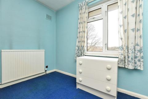 36 Lynn Walk, Reigate, RH2 7NY