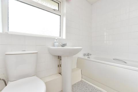 36 Lynn Walk, Reigate, RH2 7NY