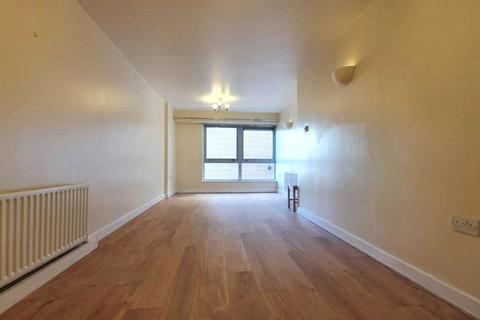 2 bedroom apartment to rent, Headstone Road, Harrow, HA1