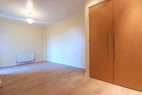 2 bedroom apartment to rent, Headstone Road, Harrow, HA1